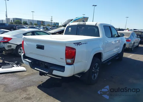 2017 Toyota Tacoma Trd Sport z USA, uszkodzony, nr VIN 3TMAZ5CN4HM045014